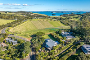 Oneroa Vines and Views- Stay Waiheke